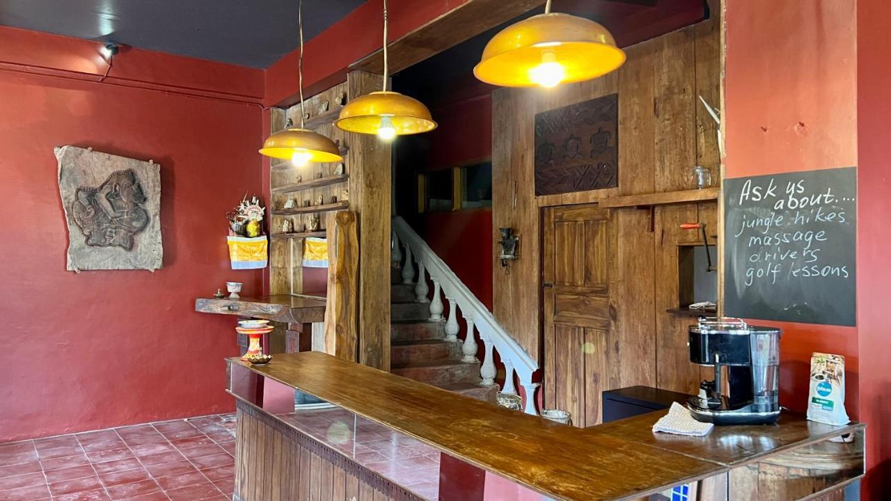 Chakra Tavern Бедугул Екстериор снимка